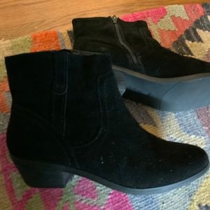 Bass Chrissy Ankle Boot NWOT 8
